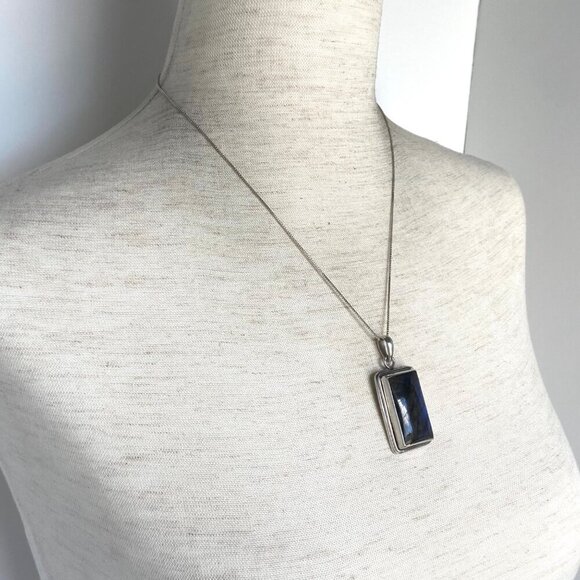 Sterling Silver 925 Bezel Set Blue Flash Labradorite Pendant Necklace 18" Chain - Picture 11 of 16